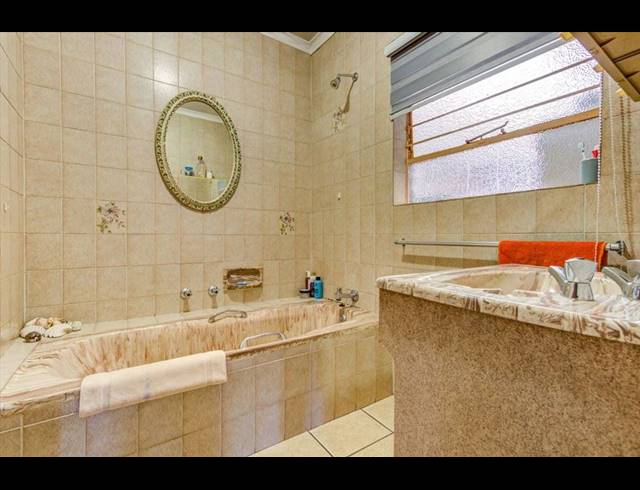 4 BEDROOM HOUSE FOR SALE IN EDLEEN